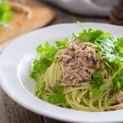 ツナとアボカドのパスタ