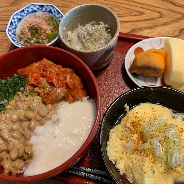 【横川の峠の釜飯の器で作る簡単ふわふわ卵】【四色ねばねば丼】