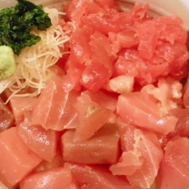 野郎飯流・手のかからない鮪の中落ちとブツ切り丼