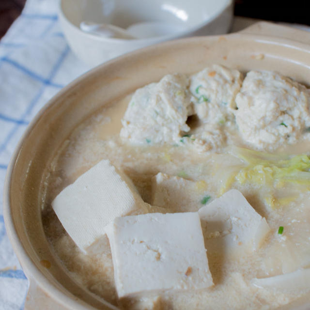 スープが残らないクリーミーな豆乳鍋＆辛味オイルといってきます！