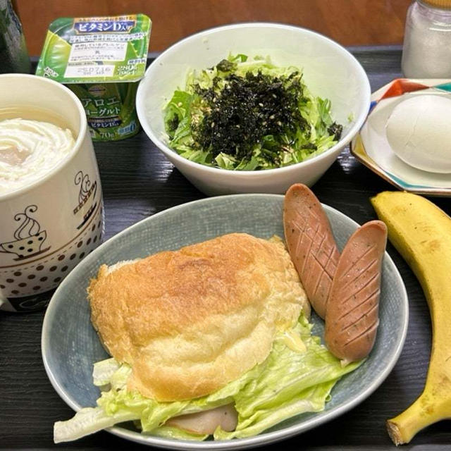 6.22【お家ごはん・朝】ミルクパンハムサンド❣️ﾃﾞｽ。風が強いノノ