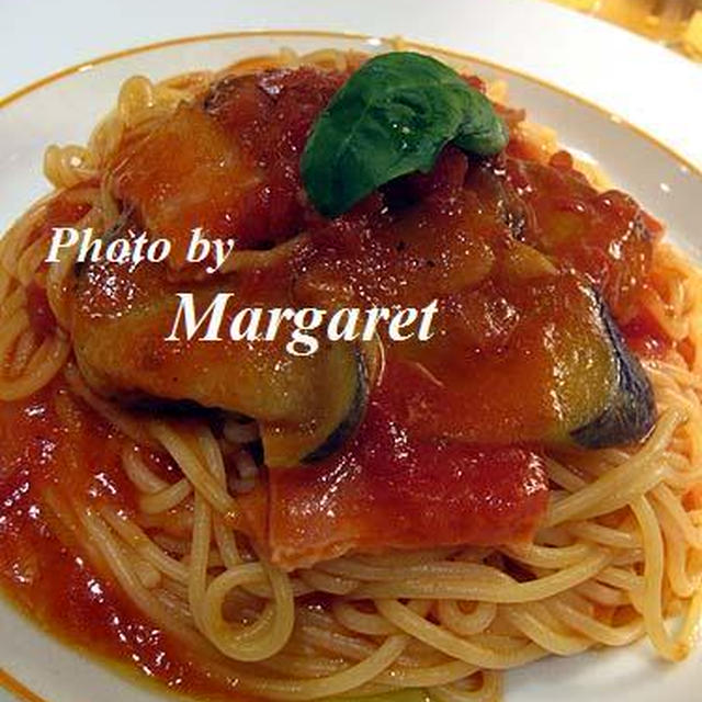 茄子とベーコンのトマトソーススパゲッティ