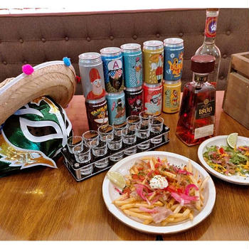 タコスとクラフトビール「WIRED TACOS CLUB TOKYO」ウィング高輪にオープン