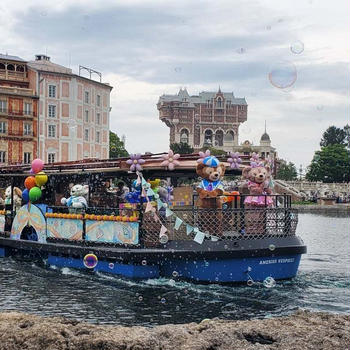 ディズニーシーへ