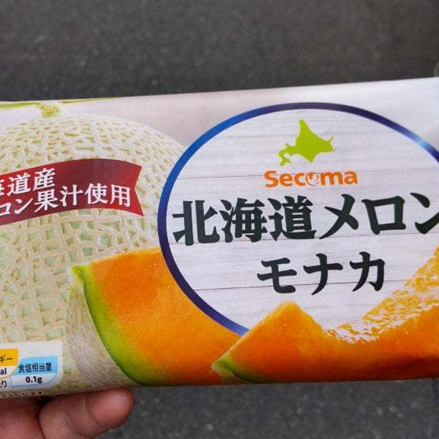 セイコーマートの北海道メロンモナカ メロン感たっぷりのアイスです！