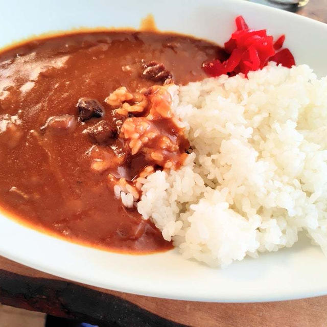 サービスエリアのカレーはなんだか美味しい(*´艸｀*)