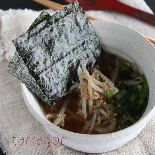 包丁を使わず5分で完成♪糖質オフレシピ「ラーメン風もやしスープ」