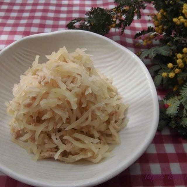 乾燥パパイヤとツナの炒め煮