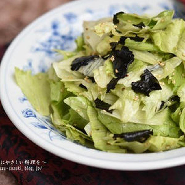 ボウルごと抱えて食べたくなる！「海苔」が決め手の「やみつきサラダ」