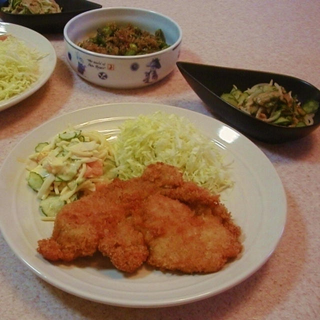 とんかつとしし唐雑魚炒り煮