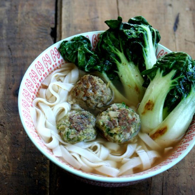 Asian Noodle Soup with Meatballsフォー風ヌードルスープ