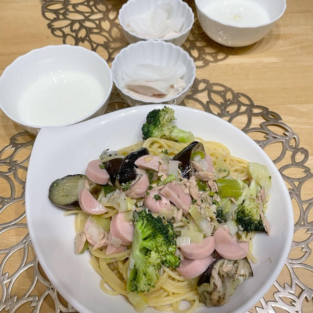 ツナと魚肉ソーセージのパスタと期末考査