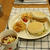 フィレオフィッシュサンドとポテトボール。