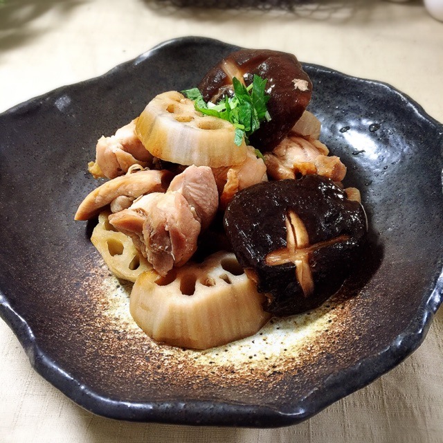 鶏肉とレンコンの煮物