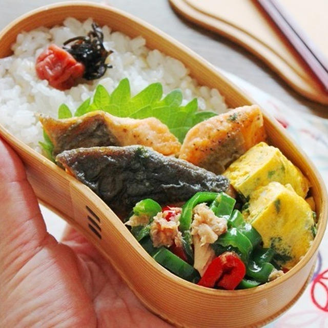 暑い朝に助かる！レンジ調理「無限ピーマン オイスターおかか味」のお弁当