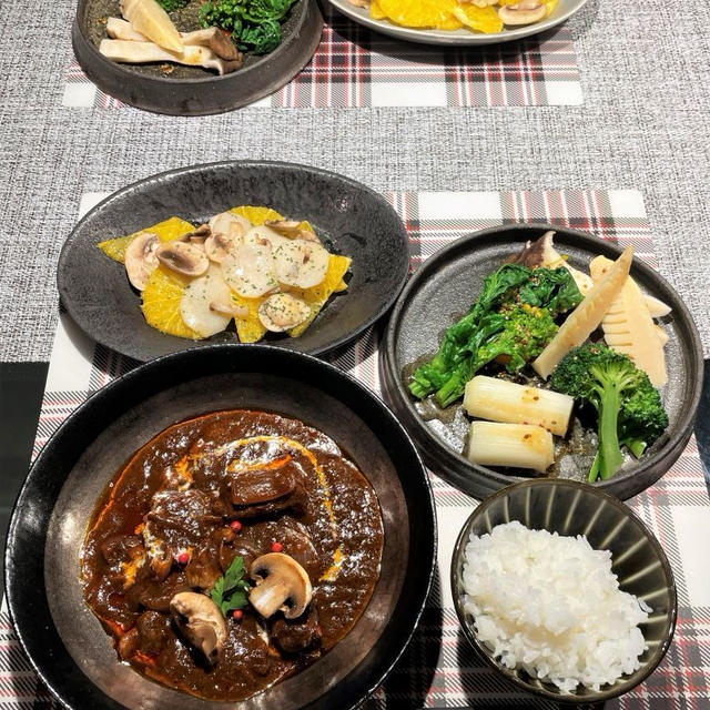 ビーフシチューの献立