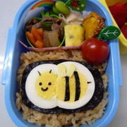 5月10日　ゆで卵ミツバチ弁当