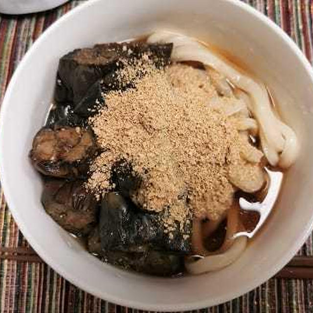 焼き浸しの茄子を載せた冷やしうどん