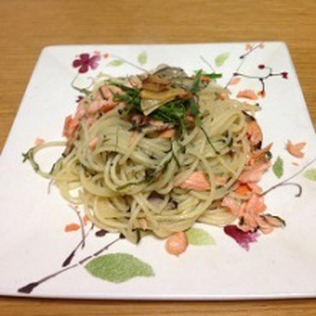 しゃけときのこの梅シソ風味パスタ