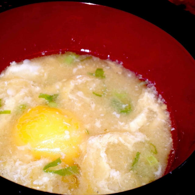 【レシピ】ぷりっぷり★濃厚【冷凍卵とアゲのお味噌汁】