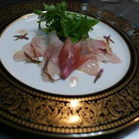 千葉県産鱸の鰹節〆カルパッチョ