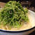 茹で鶏とグリーンいっぱいのサラダうどん【追いがつおつゆレシピ】。