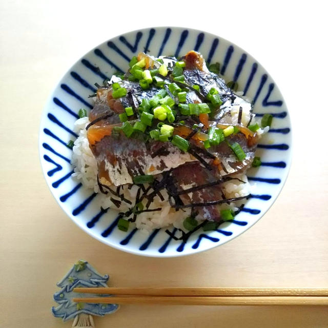 アジの漬け丼