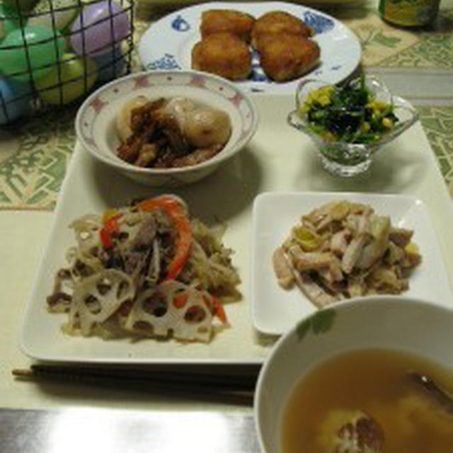 牛切り落としで根菜炒め　里芋の煮っ転がし