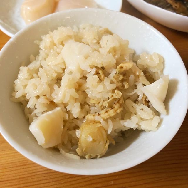 今日の晩御飯　ホタテの炊き込みご飯