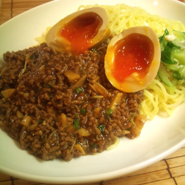 とろ～り味たまジャージャー麺