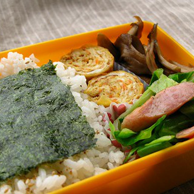 キャベツとウインナーのレンジ蒸し弁当。＆久々ランチ。