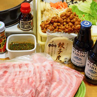 １１月１３日　日曜日　包まず餃子鍋