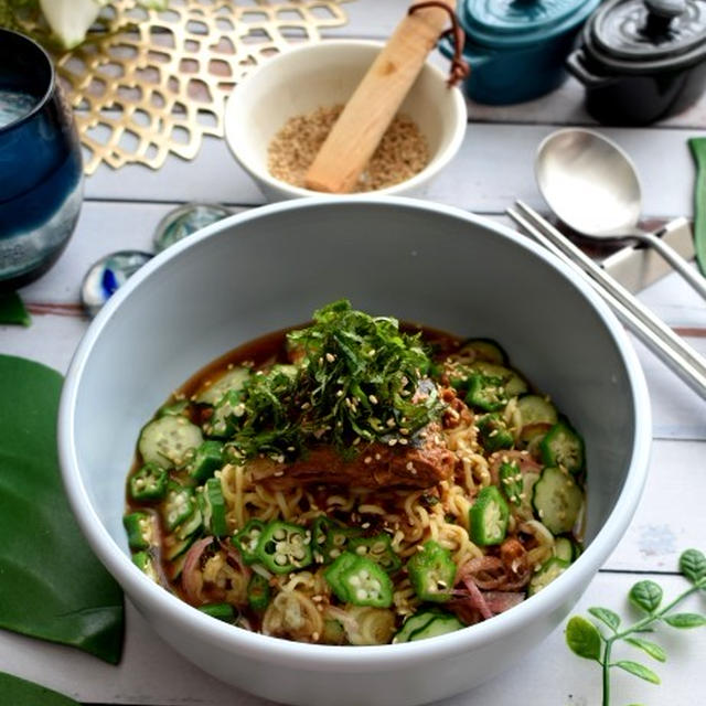 夏は冷やして！～みそラーメンとサバ缶で冷や汁風