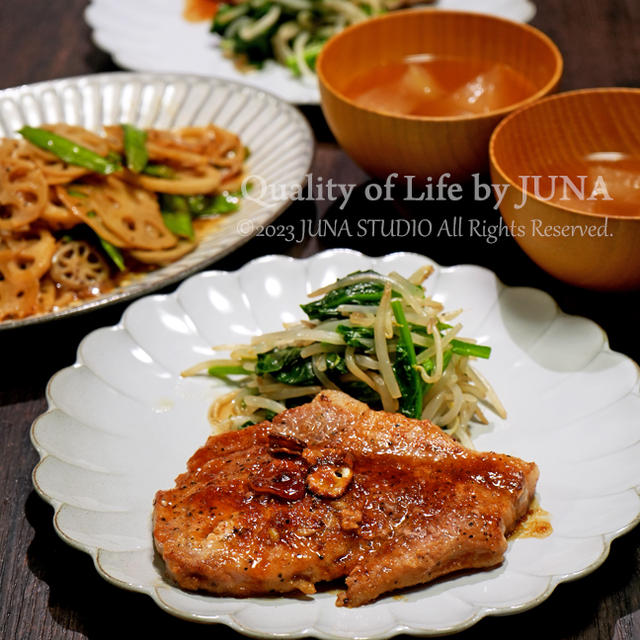 ポークステーキ＆れんこんのバターペッパー炒め、朝弁