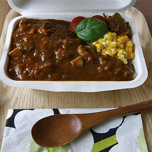 ■　カレー弁当　６月２８日　■