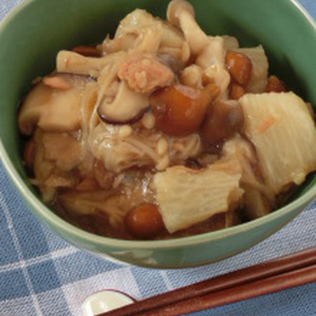 醤油麹で旨味を引き出す!キノコと長芋とツナの醤油麹とろとろ煮