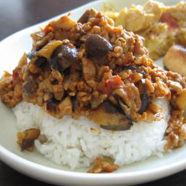 ある日の夕飯☆茄子とエリンギのドライカレー