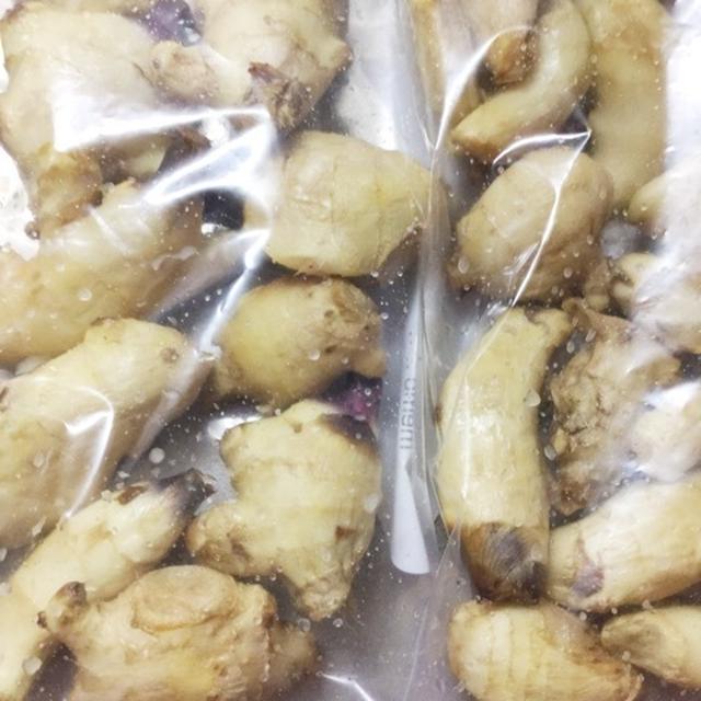 丸ごと新生姜の赤紫蘇梅酢漬(紅生姜)☆
