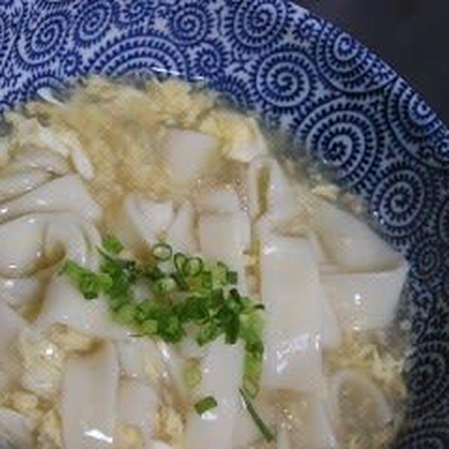 12月28日　　平打ち麺の かき玉うどん