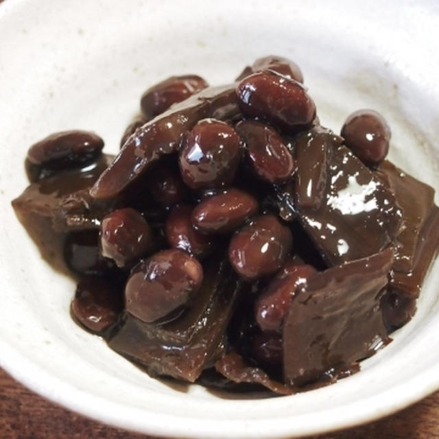 黒豆と昆布の煮物