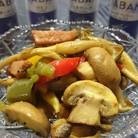 キノコとベーコンのカレー粉ソテー
