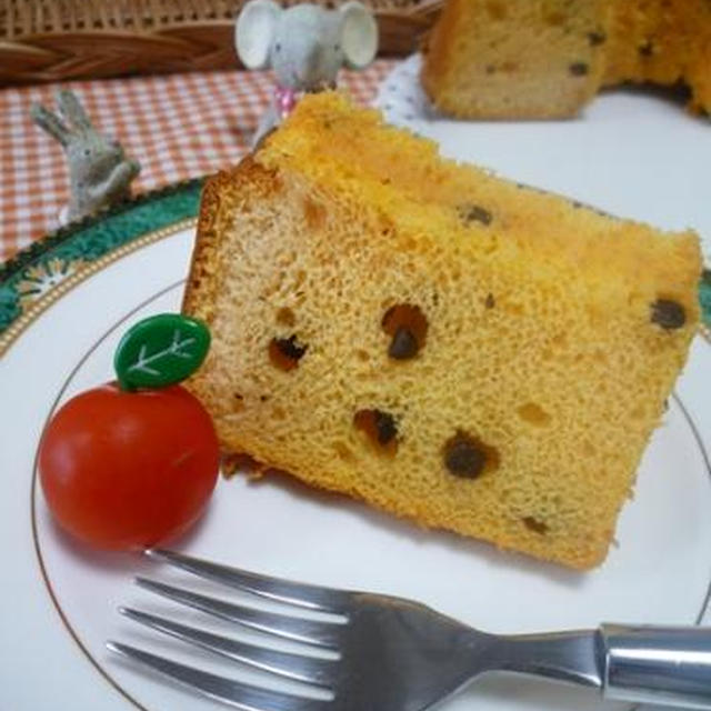 トマトシフォンケーキで、おやつタイムを！