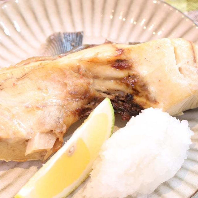 今がねらい目！ブリカマの塩焼きをオーブンで( *´艸｀)おすすめです