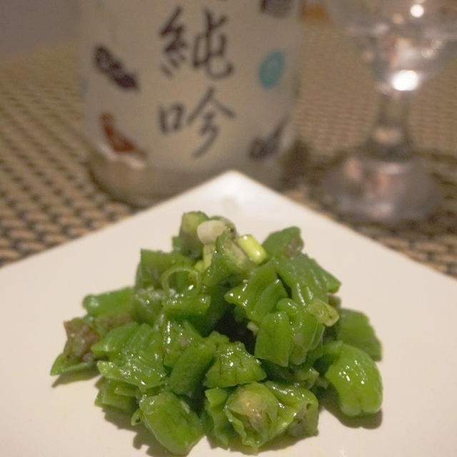 みきりのしし唐で、簡単しし唐ナムル、蕎麦屋でもらった天かすでかす豆腐で晩酌