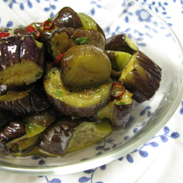 長茄子のスパイシーオイル和え（レシピ）