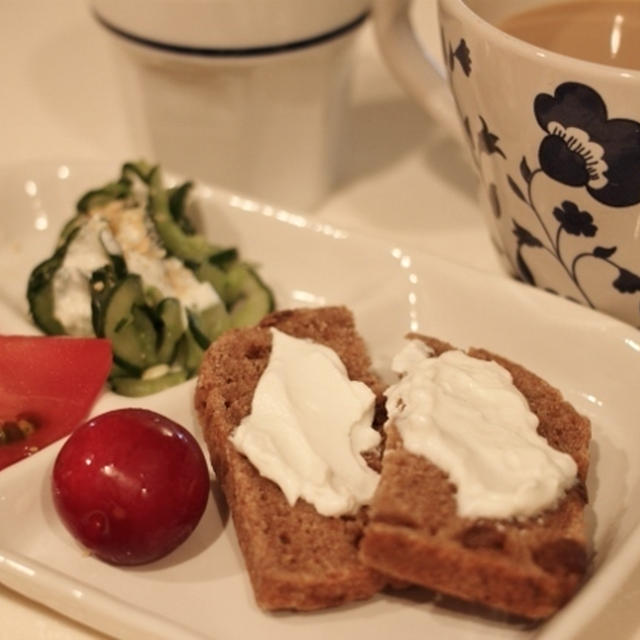 ドイツパンで朝ごはん