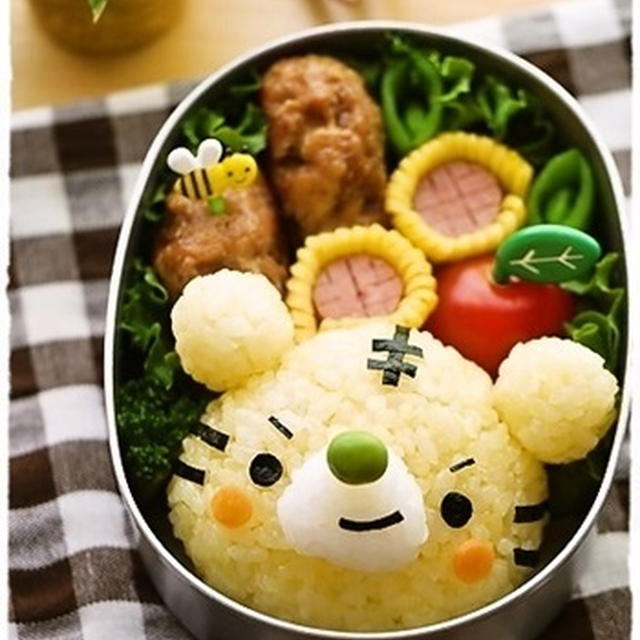 【トラくんおにぎり】