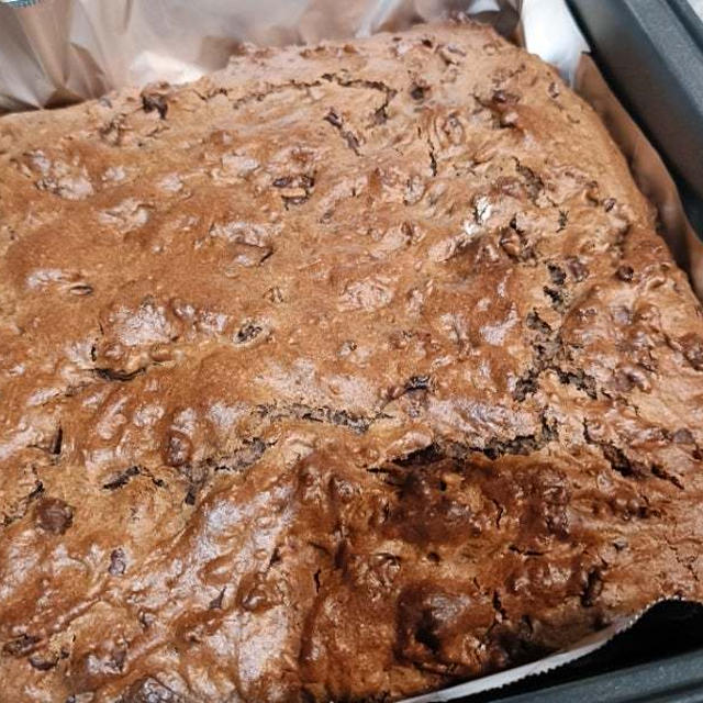あら～？疲れているはずなのに帰宅直後ケーキ焼いてた･･･