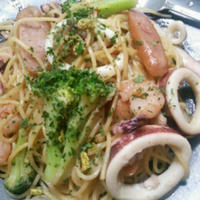 マ・マー早ゆでパスタ＆ペペロンチーニソースで休日自宅ランチ♪