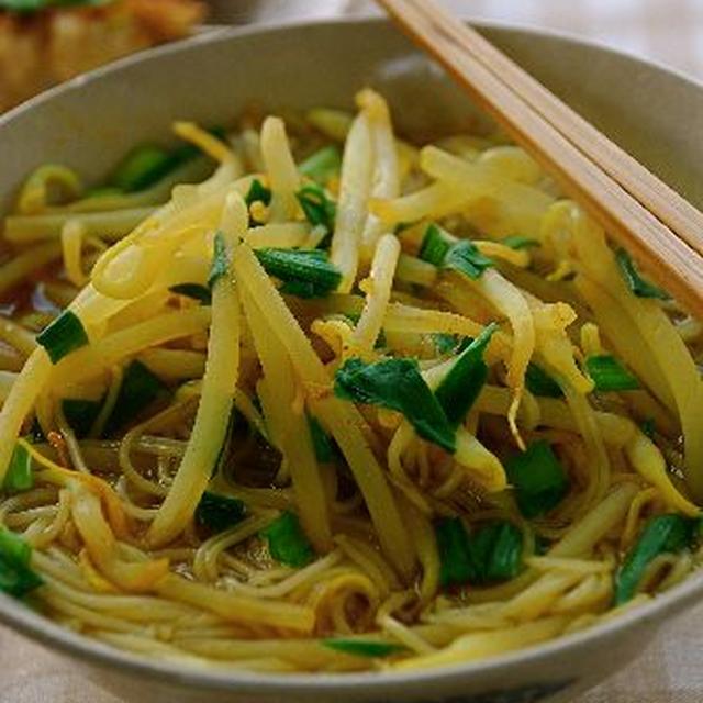 小腹がすいたら☆カレーヌードル